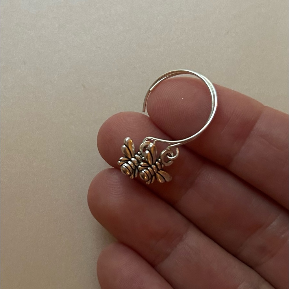 Bumble bee charm earrings